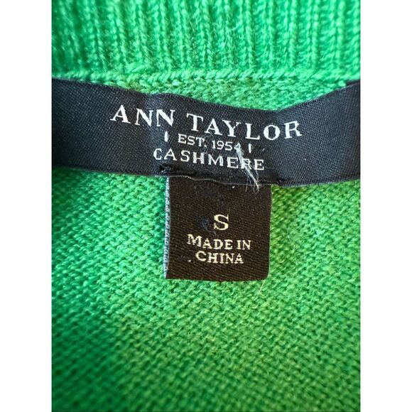 Ann Taylor 100% Cashmere Kelly Green 3/4 Sleeve Sweater Size M - Picture 5 of 9